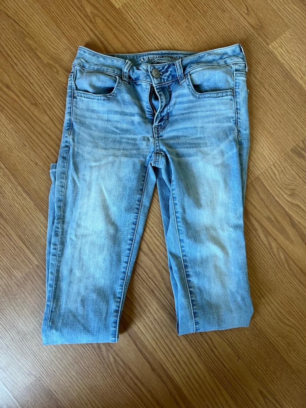 American Eagle Outfitters Light Blue Super Stretch Jeans